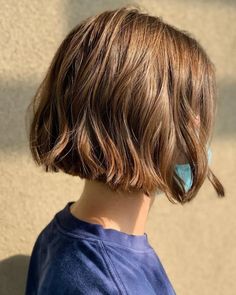 Short Bob No Layers, Thick Hair Textured Bob, Bob Haircut From The Back, Fall Hair Bob, Lived In Bob, Bob Hairstyle Wedding, Bluntcut Bob Chin Length, Chin Length Hair With Curtain Bangs, Wedding Bob Hairstyles