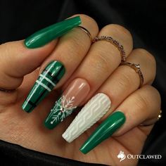 Green And White Nails, Winter Gel Nails, Nail Application, Alcohol Wipes, Nail Prep, Gel Nail Tips, Sweater Nails, Snowflake Nails