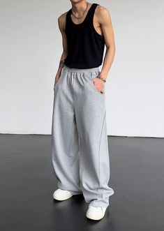 WN5688 ■size(cm)      Length   Waist   Hip     S   104   66   104     M   106   70   108     L   108   74   112     XL   110   78   116       ■model 176cm 55kg L Tank Top And Sweatpants Outfits Men, Tank And Sweatpants Outfit, Streetwear Pants For Men, Sweat Pants And Tank Top, Men’s Sweatpants, Baggy Joggers Outfit, Baggy Sweatpants Outfit Men, Loose Sweatpants Outfit, Gray Sweatpants Outfit Men