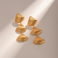 Introducing our stunning Geometric Shell Shape Light Luxury Earrings, a perfect blend of timeless elegance and contemporary style. Crafted with precision, these earrings are designed to add a touch of luxury to your everyday ensemble or to dazzle at special occasions. Whether you're dressing up for a wedding, anniversary, or a grand party, these earrings are sure to enhance your outfit with their exquisite design and radiant finish. Product Features Material: High-quality stainless steel Coating Vintage Scene, Wedding Types, Luxury Earrings, Beauty Equipment, Gold Piece, Earring Type, Shell Earrings, Anniversary Wedding, Ear Jewelry