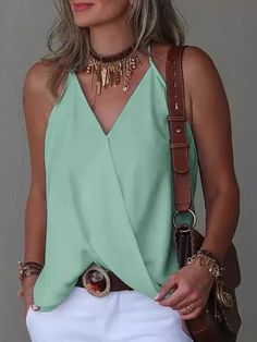 Effortlessly Stylish: Loose Sleeveless Solid Color Spaghetti-Neck Vest Top Green Lemon, Leisure Fashion, Fashion Seasons, Lemon Yellow, Solid Tops, Vest Top, Pure Color, Black Light, Summer Wardrobe