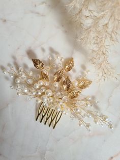 Delicate Gold Leaves and Pearls Bridal Hair Comb bridesmaid Hair Comb gold Leaf & Pearl Crystals Bridal Headpiece wedding Hair Accessory - Etsy Gold Wedding Hair Accessories, Gold Bridal Accessories With Pearl Drop, Gold And Pearl Hair Accessories, Pearl Hair Combs Wedding, Gold Wedding Accessories, Gold Headpiece Wedding, Gold Hair Accessories Wedding, Gold Hair Piece, Crystal Bridal Headpiece