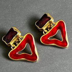 Vintage earrings Luxury Red Modernist Jewelry, Red Enamel Earrings For Party, Enamel Clip-on Earrings For Evening, Retro Earrings For Evening, Red Metal Earrings For Evening, Modern Clip-on Earrings For Party, Elegant Red Metal Earrings For Evening, Elegant Enamel Earrings For Party, Modern Clip-on Party Earrings