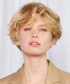 Women Haircut, Short Wavy Haircuts, Haircuts For Medium Length Hair, Haircut Style, Wavy Haircuts, Edgy Short Hair, Haircuts For Medium Hair