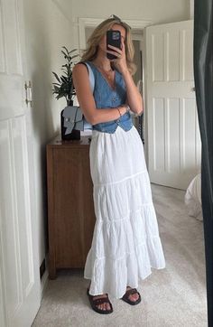 Tiered Denim Skirt Outfit, Modest Hot Weather Outfits, Scandinavian Summer Style, Modest Country Outfits, Montana Outfits Summer, Double Date Outfit, Patterned Skirt Outfit, Cottage Core Summer Outfits, White Long Skirt Outfit