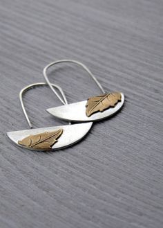 Vintage Leaf Earrings - Antiqued sterling silver, vintage brass dangle earrings: Grandmother Jewelry, Disney Pocahontas, Mixed Metal Earrings, Metal Clay Jewelry, Golden Leaves, Earrings Inspiration, Antique Earrings, Metal Clay, Contemporary Jewellery