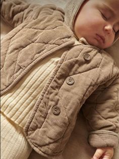 European Clothing Brands, European Outfit, Couture Mode, Baby Sweater, Baby Jacket, Corduroy Fabric, Everything Baby, Neutral Baby, Baby Sweaters