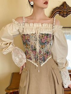 #LaceMade #designerbrand #cottagecore #petzval #fineartphotography #magical #fairytale #portrait_vision #corset #bustie #lingerie #retro #17thcentury #18thcentury #marieantoinette #victorian #romantic #faminine #dreamy #elegant #fairycore #delicate #fairy #ethereal #nymphs Top Spring Outfits, Spring Trends Outfits, Corset Shirt, Cottagecore Fashion, Floral Corset, Vintage Corset, Ladies Top, Style Party, Halter Tops