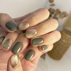 Olive Nails, Chrome Designs, Minimal Nails Art, Nails Chrome, Green Nail Art, Green Nail Designs, Green Chrome, Green Nail, Minimal Nails