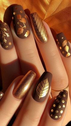 Bring the magic of the night sky to your nails with celestial designs! Save for enchanting looks that sparkle like the stars. Gel Ideas, Thanksgiving Nails Design Fall, Nail Party, Fall Thanksgiving Nails, Gel Nails Long, Paris Nails, Gucci Nails, Fall Acrylic, Thanksgiving Nail Designs