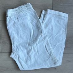 White Linen Pants With Pockets, Elastic Waistband, And Drawstrings. Size 6 Fits Tts With Wiggle Room Because Of The Elastic Waist And Drawstrings Nwot White Pull-on Style Bottoms For Spring, White Straight Leg Casual Capris, White Capris With Elastic Waistband For Summer, White Tapered Leg Capris For Summer, White Elastic Waistband Capris For Summer, High Waist White Linen Bottoms, White Relaxed Fit Capris With Elastic Waistband, Casual High Waist White Capris, White Summer Capris With Elastic Waistband