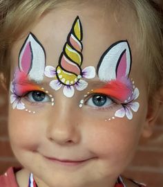 Professional Face Painting, Face Paint Kids Easy, Unicorn Face Paint Easy, Fall Makeup Ideas, Face Painting Halloween Kids, Superhero Face Painting