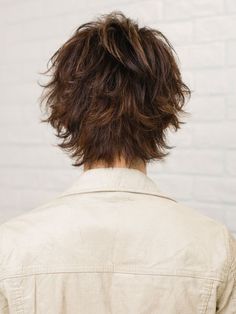 Short Layered Textured Hair, Very Short Shag Hairstyles, Hair Styles For Short Hair Men, Androgynous Hair Medium Length, Back Of Haircut, Short Hair Shaggy, Shaggy Haircuts Short, Shag Haircut Men, Transboy Hair