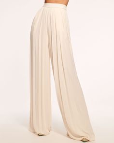 Take an extra 25% off with code BYE2024 A polished addition to your wardrobe, the Hal is a sophisticated style perfect for business or pleasure. This pleated pair of pants is crafted with classic crepe for a premium wear, while the high-waist and full length bring the perfect touch of drama. Size & Fit – This style runs large, we suggest sizing down. – Model is Wearing Size XS – Model is 5'9" Size Guide Details & Care – 100% Polyester– High-waisted – Side pockets – Pleated silhouette – Floor len Flowy Trousers, Ramy Brook, Wide Leg Pant, Pleated Pants, Pair Of Pants, Sophisticated Style, Fashion Inspiration, Floor Length, Wide Leg Pants