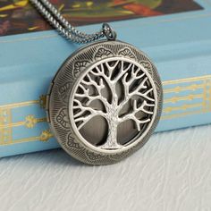 Large Silver Tree Locket Necklace, embossed life family vintage style medallion antiqued pendant round photo Christmas gift gifts Vintage Locket Necklace, Diamond Cross Necklace Gold, Locket Necklace Vintage, Tiny Necklace, Necklace Tree, Vintage Locket, Tree Of Life Jewelry, Dainty Diamond Necklace, Family Tree Necklace