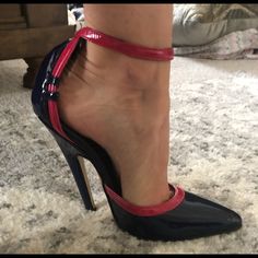 A Stunning Beautiful Pair Of Authentic Italian Heels! Patent Leather Color Is Dark Blue And A Fuchsia Detailing. Brand New Never Hit The Ground!! Size Is 35.5. Need A Skinny Foot To Fit In These. Heels Are A Staggering 140mm. So Please Know These Will Need Practice Or Already Use To 5”-6” Single Sole Heels. Please Let Me Know If You Need Anything Or Have Any Questions! Italian Heels, Pretty High Heels, Single Sole Heels, Authentic Italian, Girl Swag, Fit In, Shoes Women Heels, Patent Leather, Dark Blue