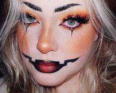 Simply Halloween Makeup, Cute Pumpkin Halloween Makeup, Pumpkin Costume Makeup, Cute Pumpkin Makeup Ideas, Holloween Makeup Glam, Pumpkin Clown Makeup, Pumpkin Costume Adult, Halloween Makeup Pumpkin, Pumpkin Makeup Halloween