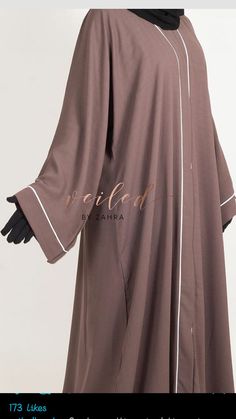 Simple Abaya Designs Casual, Abaya Designs Latest Simple, Black Abaya Designs Simple, Kimono Hijab, Burkha Designs, Black Abaya Designs