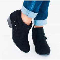 Department Name:Adult Item Type:Boots With Platforms:Yes Outsole Material:Rubber Insole/Upper Material:PU Closure Type:Zip Platform Height:0-3cm Lining Material:PU is_handmade:Yes Heel Type:Square heel Fashion Element:Rivet Heel Height:Med (3cm-5cm) Toe Shape:Round Toe Season:Spring/Autumn Shaft Material:PU Boot Type:Basic Boot Height:Ankle Pattern Type:Solid Casual High-top Booties For Fall, Casual Ankle-high Fall Boots, Casual Ankle-high Boots For Fall, Casual Suede Booties For Fall, Chunky Heel Booties, Zipper Heels, Womens Chunky Heels, Heel Ankle Boots, Zipper Boots