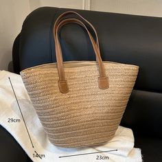 Portrait of a picture displaying Woven Paper Beach Bag product. Beach Shopping, Straw Handbags, Swimming Bag, Bag Summer, Woven Tote Bag, Handmade Handbags, Straw Tote, Tote Pattern, Woven Paper