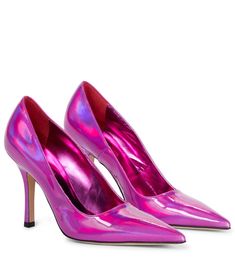 In a fuchsia-purple hue, these pumps from Paris Texas are made from leather with a holographic finish. Designed exclusively for Mytheresa, they're set on stiletto heels and have pointed toes. Fuchsia Heels, Pretty Heels, Diy Sandals, Fuchsia Purple, Southern Lady, Shoes Heels Classy, Pink High Heels, Purple Metallic