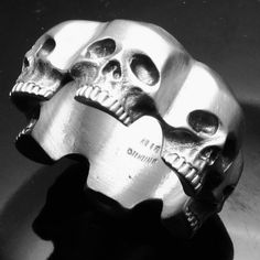 skull ring Rock Accessories, Goth Ring, Skull Wedding, Mens Jewerly, Skull Rings, Ring Man, Biker Jewelry, Biker Rings, Skull Jewelry