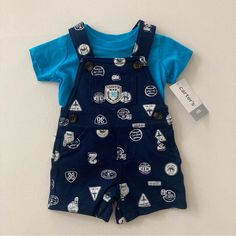 New With Tags Size: Newborn 2-Piece Set 100% Cotton Camo Outfits, Newborn Baby Boy, Gowns For Girls, Carters Baby, Baby Pants, Blue Tee, Boy Clothes, Boy Blue