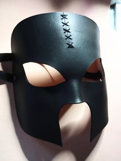 Comfortable and easy to wear, made from genuine veg-tanned leather. Gladiator Mask, Costume Masks, Costume Mask, Costume Accessories, Porter, Etsy Seller, Etsy Accessories, Black Leather, Accessory Gift