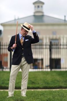 Navy blazer men Old Man Hat, Navy Blazer Men, Blazer Men, Preppy Men, Dapper Dan, Derby Party, Blazer Style