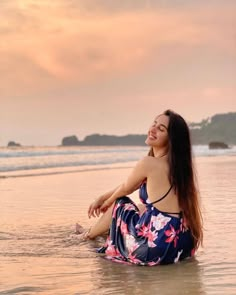 Beach photo poses for girls / Beach photoshoot ideas / beach poses for women / Beach girl Goa Poses, Goa Photography, Beach Anniversary, Beach Photoshoot Ideas, Goa Trip, Beach Poses By Yourself Photo Ideas, Beach Photo Inspiration, Poses By Yourself, Beach Photo Ideas