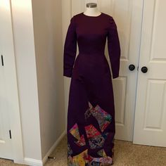 Stunning Double Layer Thick Oscar De La Renta Eggplant Color Inside Hot Pink Length 57 Shoulders 15 Fitted Purple A-line Maxi Dress, Purple Fitted Long Sleeve Gown, Fitted Long Sleeve Purple Gown, Purple Silk Maxi Evening Dress, Silk Purple Maxi Dress For Wedding, Purple Silk Long Sleeve Maxi Dress, Purple Long Sleeve Silk Maxi Dress, Eggplant Color, Oscar Dresses