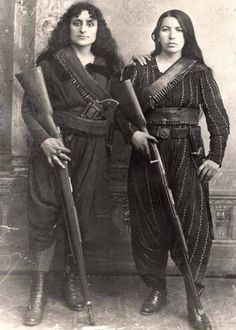 Armenian Women, Armenian Military, Armenian History, Armenian Culture, Wilde Westen, Warrior Women, Women's History, 다크 판타지, Foto Art