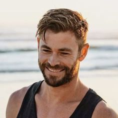 Chris Hemsworth Haircut | Thor Haircut | Men's Hairstyles & Haircuts 2019 Thor Haircut, Chris Hemsworth Haircut, Hemsworth Haircut, Masculine Features, Chris Hemsworth Hair, Guy Haircuts, Hemsworth Brothers, Chris Hemsworth Thor, Mens Hairstyles Medium