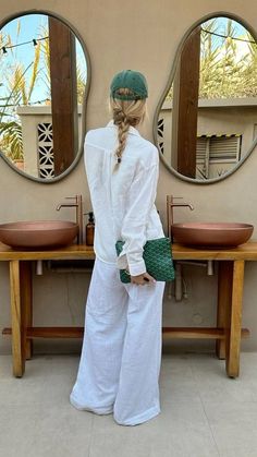 Green Goyard Bag, Wide Leg White Pants Outfit, Simple Braid Hairstyle, White Linen Shirt Outfit, Green Goyard, Goyard Clutch, Linen Set Outfit, White Linen Pant, Europe Clothes