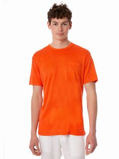 Man linen jersey t-shirtOrange solid colorRegular fitRound necklineShort sleevesFront pocketComposition:100% Linen Casual Orange Top With Pockets, Orange Short Sleeve Tops With Pockets, Orange Linen Top For Summer, Zegna Shoes, Saint Barth, Gorgeous Bags, The Chic, Luxury Retail, Style Icon