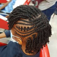 Single Twist Hairstyles, Twist With Braiding Hair, Twist For Beginners, Twist Braiding Hair, African Natural Hairstyles, Single Twist, Short Box Braids Hairstyles