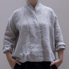 ALMA MINNA grey, a long sleeve kimono style blouse with hidden button closure. Kimono Blouse, Long Sleeve Kimono, Kimono Style, Style Blouse, Linen Blouse, Linen Clothes, Kimono Fashion, Period, Tunic Tops