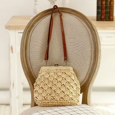 Crochet Messenger Bag, Shell Crochet, Woven Beach Bags, Straw Crossbody Bag, Retro Shoulder Bag, Lv Bags, Straw Bags, Side Bags, Bag Icon