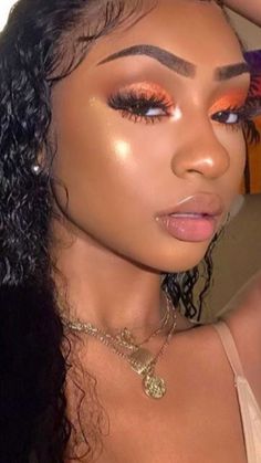 🥀💕 Pin: xbrattt 💕🥀 Orange Eyeshadow, Makeup Tip, Face Beat, Black Women Makeup, Beauty Make-up, Dark Skin Makeup, American Woman, Beat Face, Makeup Goals