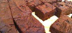 several pieces of brownie sitting next to each other