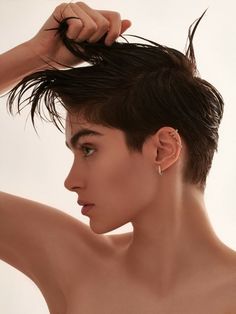 Tomboy Haircut, Short Hair Tomboy, Really Short Hair, Hair Inspiration Short, Low Maintenance Hair, Very Short Hair, Short Hair Haircuts, Cut My Hair, Pixie Hairstyles