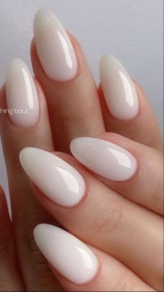 Simple Almond Nails White, Simple Nail Ideas Neutral Colors, White Nails Pearl, White Nails Almond Shape, White Almond Shaped Nails, Nails White Almond, Espresso Nails, Nails Fall Winter, Dark Brown Nails