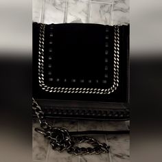 Absolutely Gorgeous Purse In Perfect Condition Never Used. Black Square Shoulder Bag With Chain, Edgy Black Shoulder Bag For Evening, Zara Evening Shoulder Bag With Chain Strap, Black Shoulder Bag With Chain For Fashion Accessory, Elegant Zara Shoulder Bag For Party, Black Chain Shoulder Bag As Fashion Accessory, Elegant Black Shoulder Bag, Edgy Black Bag With Chain Detail, Trendy Black Zara Shoulder Bag