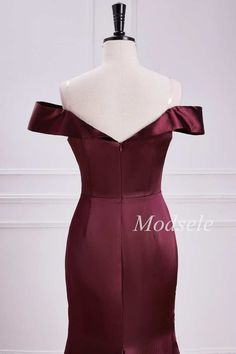 Effortlessly elegant, our Off-the-Shoulder Pleated Trumpet Maxi Dress in Burgundy is perfect for weddings and cocktail parties. The off-the-shoulder cuff neckline and pleated bodice exude sophistication, while the trumpet skirt adds a touch of drama. Make a statement and turn heads with this versatile and stylish dress.
Product Details


SKU: MD0878
Charmeuse Fabric
Floor Length
Size: US 0-16. Check our Size Chart to get your correct size. 
Recommend custom size for plus size.
Free custom size service is available. Email your exact measurements once order is placed. 
Fully lined & Built with bra
Processing time: 10-15 business days. 
If you want to speed up your dress processing time, please put in the link of rush order fee into your shopping cart to check out with the item you want. And Elegant Off Shoulder Boat Neck Dress For Formal Occasions, Elegant Off Shoulder Boat Neck Evening Dress, Elegant Off-shoulder Boat Neck Evening Dress, Elegant Strapless Off Shoulder Dress For Banquet, Elegant Fitted Off-shoulder Dress With Boat Neck, Elegant Fitted Off-shoulder Boat Neck Dress, Elegant Off Shoulder Dress With Straight Neckline For Banquet, Elegant Off-shoulder Maxi Dress With Fitted Bodice, Elegant Off-shoulder Dress With Straight Neckline For Formal Occasions