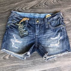 Stitch’s Denim Shorts New With Tags Great For Summer 98% Cotton 2% Elastane Size 24 Waist: 13" Rise: 6.25" Inseam: 3.5" Full Length: 10.5" Mid-rise Distressed Denim Blue Jean Shorts, Distressed Mid-rise Denim Jean Shorts, Distressed Mid-rise Jean Shorts In Medium Wash, Mid-rise Distressed Denim Jean Shorts, Distressed Medium Wash Mid-rise Jean Shorts, Mid-rise Distressed Medium Wash Jean Shorts, Grey Denim, Cut Off Shorts, Biker Shorts