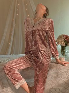 ❤︎ velvet lace loungewear❤︎