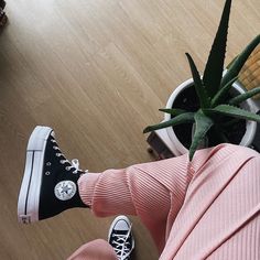 All Star Outfit, Converse Ootd, All Star Platform, Black Chuck Taylors, Black Chucks, Best Online Shopping Sites, High Heel Sneakers