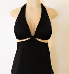 Backless Halter Top With Built-in Bra, Elegant Halter Top With Built-in Bra For Vacation, T-back Tankini With Built-in Bra For Swimming, Fitted Halter Neck Tankini With Built-in Bra, Summer Stretch Halter Top With Built-in Bra, Stretch T-back Halter Top For Poolside, Summer Halter Top With Built-in Bra And T-back, Beach Season Halter Top With Built-in Bra And T-back, Halter Neck Top With Built-in Bra For Pool