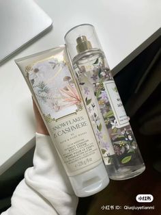 Aesthetic Belongings, Body Care Products Aesthetic, Smell Good Aesthetic, Bodycare Aesthetic, Lotion Aesthetic, Hygiene Aesthetic, Koleksi Makeup, Koleksi Parfum, Alat Makeup