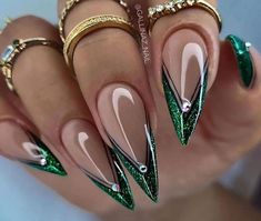 Glitter French Nails, Stilleto Nails Designs, Grunge Nails, Stiletto Nails Designs, Her Nails, Trendy Nail Art, Elegant Nails